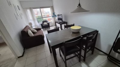 PUNTA DEL ESTE PENINSULA APTO DE 2 DORMITORIOS 2 BAÑOS GARAGE