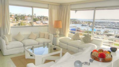 Apartamento en venta, 4 dormitorios mas de, 1era línea, Puerto, Punta del Este.