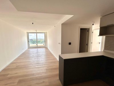 Venta Apartamento 3 Dormitorios con Garaje Doble en Parque Miramar - Orientación Norte