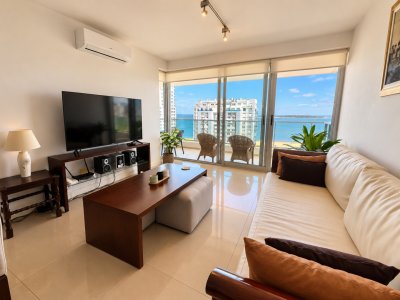Apartamento de 2 dormitorios en Gala Tower - Piso alto con vista al mar
