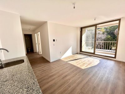 Venta Apartamento 2 Dormitorios con Terraza Exclusiva, La Blanqueada
