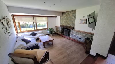 Venta, casa 3 dormitorios, con piscina, Pinares, Punta del Este