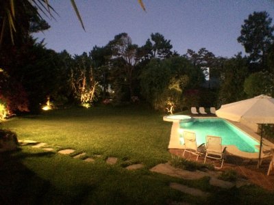 PUNTA DEL ESTE RINCON DEL INDIO CASA 4 DORMITORIOS PISCINA CLIMATIZADA