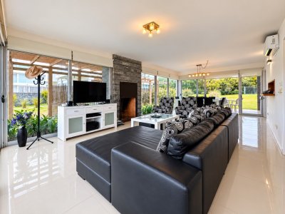PUNTA DEL ESTE RINCON DEL INDIO DUPLEX CON AMENITIES DEL COMPLEJO 3 DORMITORIOS ALQUILER DE TEMPORADA