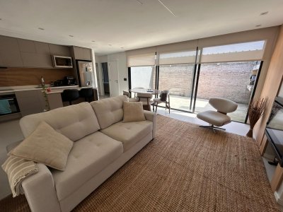 Venta Casa 2 Dormitorios Moderna con Parrillero a Estrenar