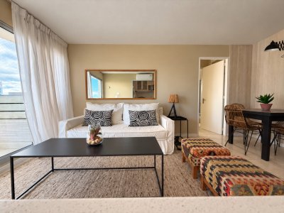 ELEGANCIA SOBRE ROOSEVELT CON VISTA A PLAYA MANSA