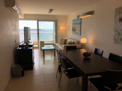 APARTAMENTO EN ALQUILER DE TEMPORADA CON VISTA AL MAR
