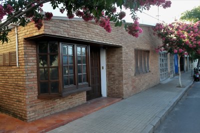 VENTA CASA EN CENTRO DE MALDONADO