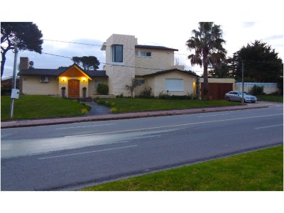 CASA EN MANSA