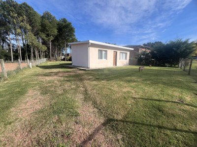 CASA EN VENTA EN CHACRAS DEL PINAR