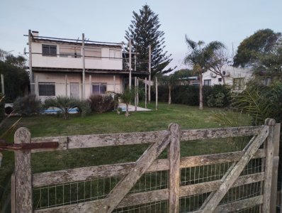 CASA EN BALNEARIO BS AS