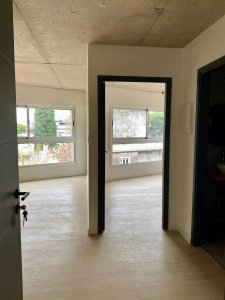 Venta Ap.Pocitos Nuevo 1D con Garaje  Ed.Garden Plaza con renta 