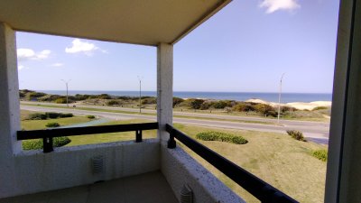 Venta Apto 3D y dep serv  Brava Punta fte al mar 