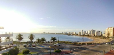 Venta y Alquiler Anual Apto Puerto Punta nuevo 3suites dep serv Piscina 