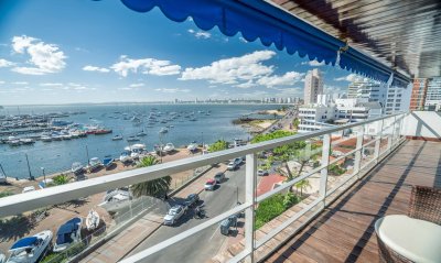 Venta y Alquiler Anual Apto 6D Península Punta con espectacular vista al Puerto 