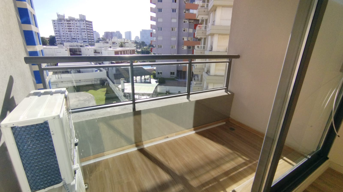 Venta Apto 2D Brava Punta prox mar con Amenities 