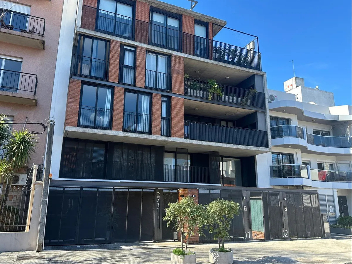 Punta Carretas Venta Con Renta Apartamento 1 Dormitorio Duplex, Opción Garaje