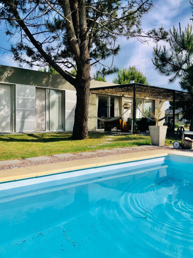 Venta Casa Punta en Barrio privado 3D Suite Piscina climatizada 