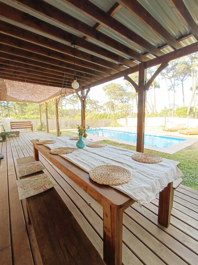 Alquiler Temporada Casa 3D barrio privado Punta con Piscina y Barbacoa 