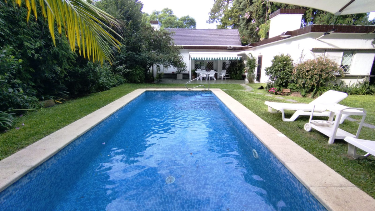 Venta Casa 4D Mansa Punta con Piscina 