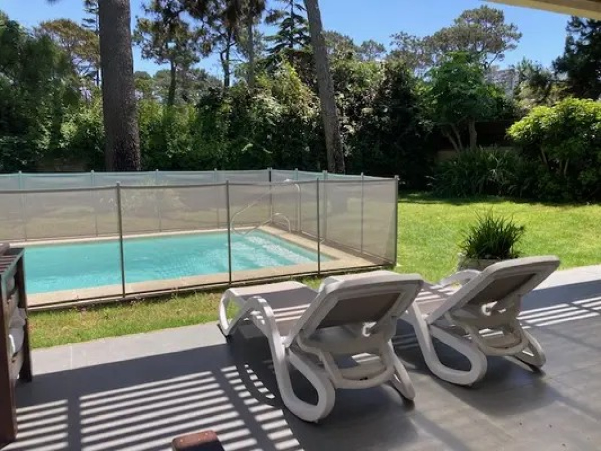 Alquiler Anual y Temporada Casa 3D Mansa Punta con Piscina climatizada 