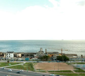 Venta Ap. Barrio Sur Monoambiente vista al mar Ed.Pres Maúa en construcción