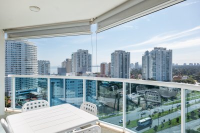 DEPARTAMENTO EN VENTA EN CASINO TOWER - 2 DORM EN SUITE - TODOS LOS AMENITIES