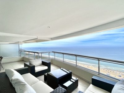Alquiler de Temporada - Playa Brava - Torre Lobos - 3 Dormitorios en Suite + Dependencia 