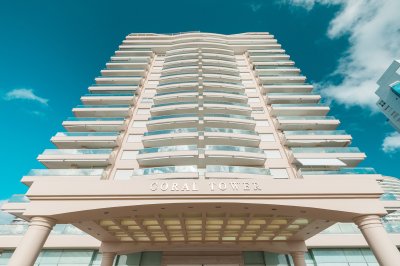 Coral Tower - Alquiler De Verano - Frente al Mar - 3 Dormitorios en Suite + Dependencia