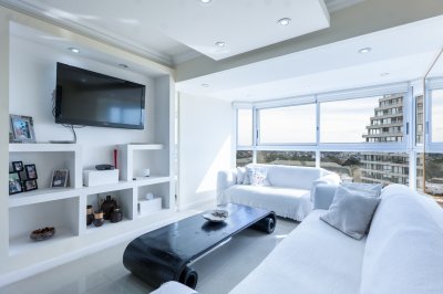 VENTA APARTAMENTO 2 DORMITORIOS ROOSEVELT RECICLADO - LA MEJOR ORIENTACIÓN SOLAR - PARQUEMAR ROOSEVELT