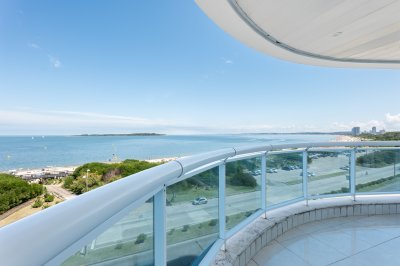 MILLENIUM TOWER ESQUINERO EN VENTA - 3 DORM EN SUITE + DEP. 