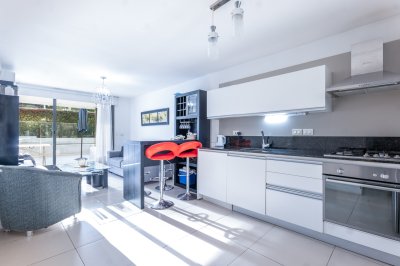 VENTA APARTAMENTO 1 DORMITORIO Y MEDIO CON PARRILLERO - EDIFICIO UNIQUE 