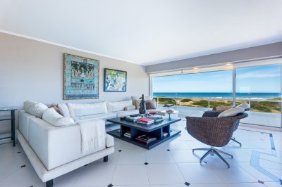 PENT HOUSE EN VENTA PRIMERA LINEA BRAVA - EDIF. AGUAS AZULES - 5 DORM EN SUITE