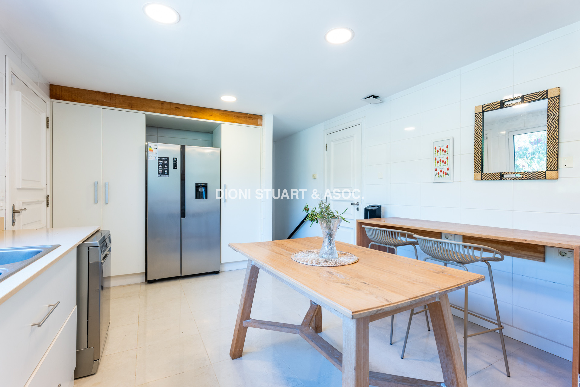 CASA EN VENTA EN EL GOLF DE 4 DORMITORIOS Y DEP. - VISTA DIRECTA AL GOLF