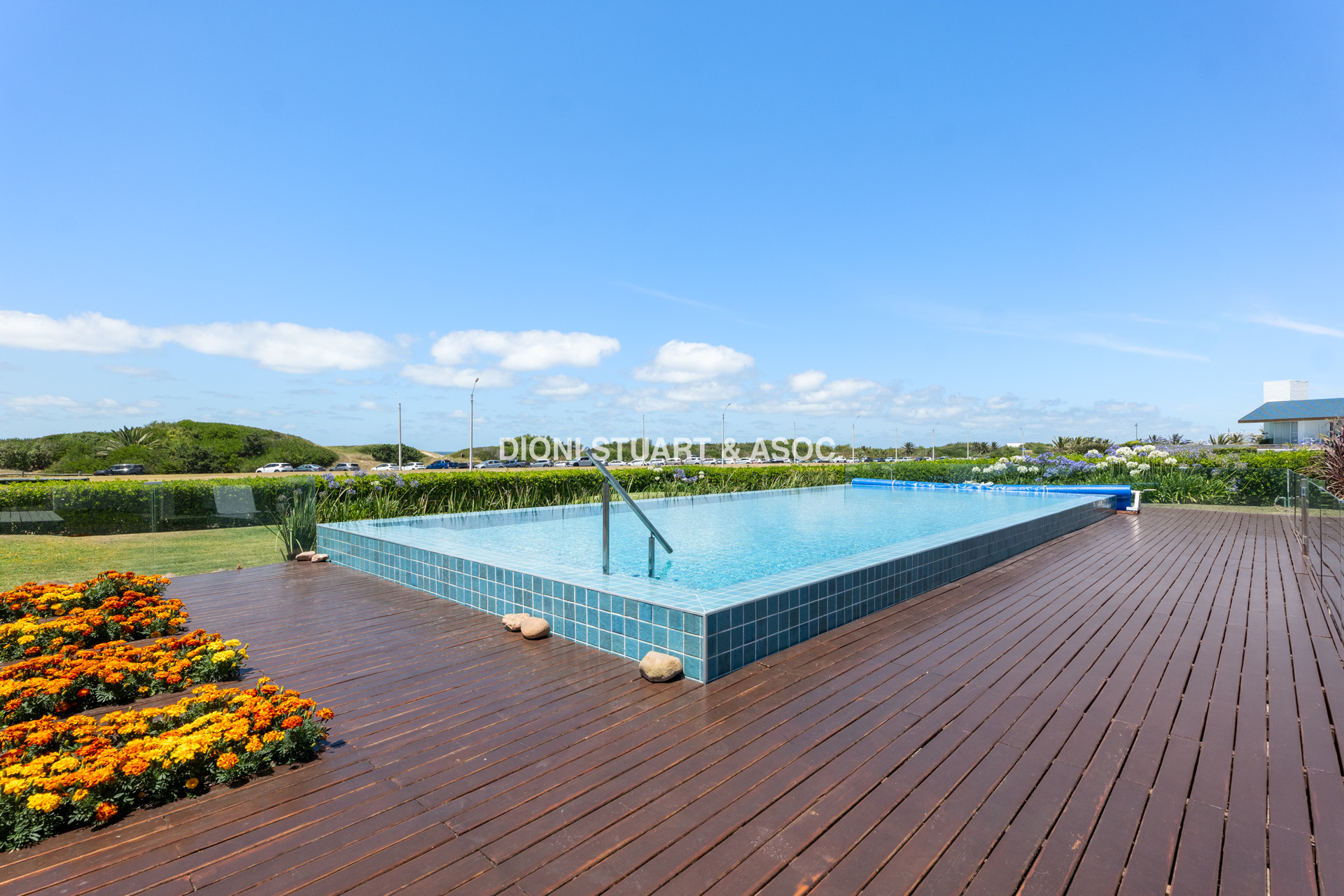 CASA EN VENTA PRIMERA LINEA PLAYA BRAVA