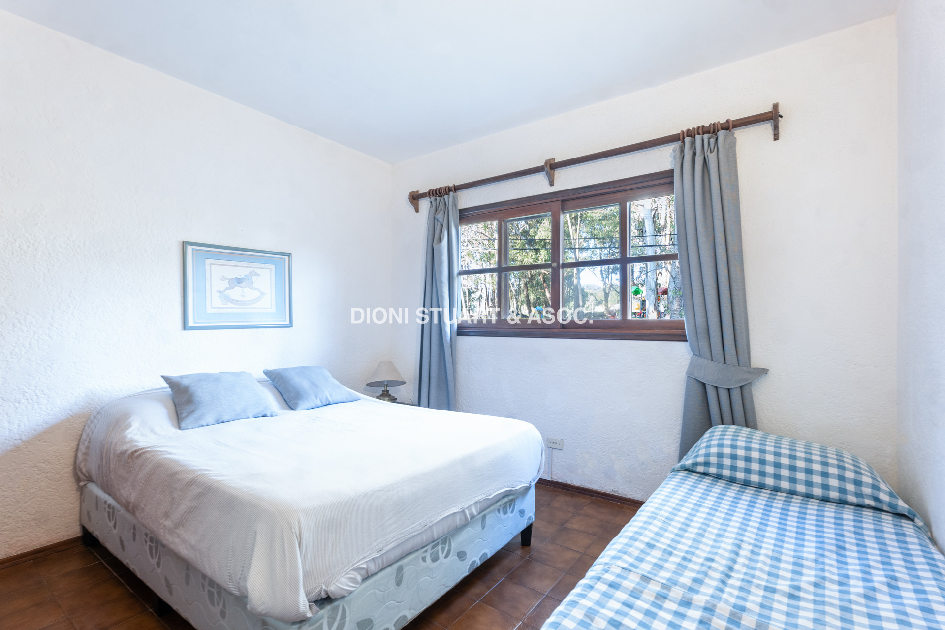 VENTA CASA EN GREEN PARK SOLANAS - 4 DORMITORIOS