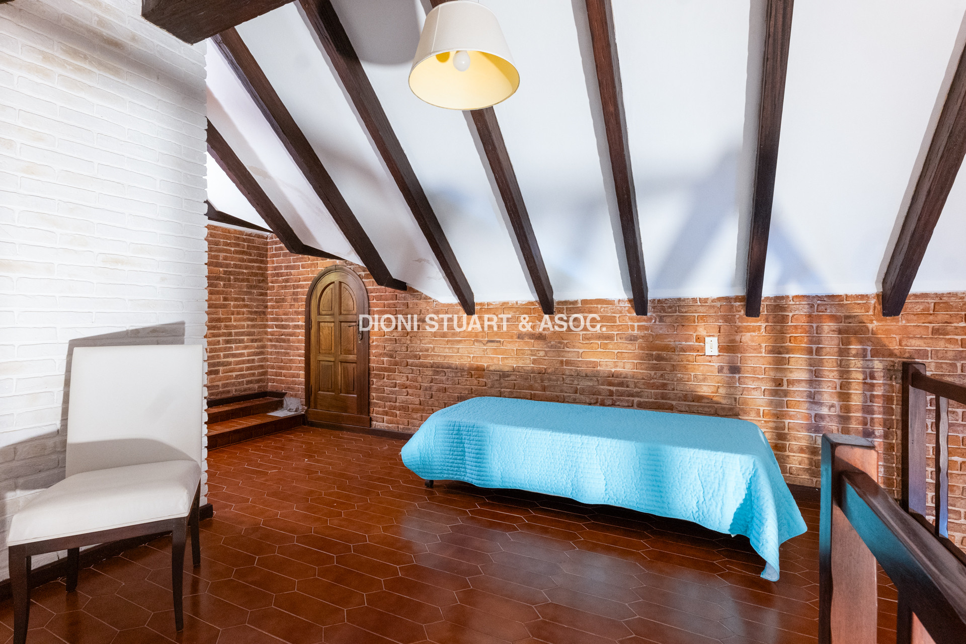 CASA EN VENTA PRIMERA LINEA PLAYA BRAVA