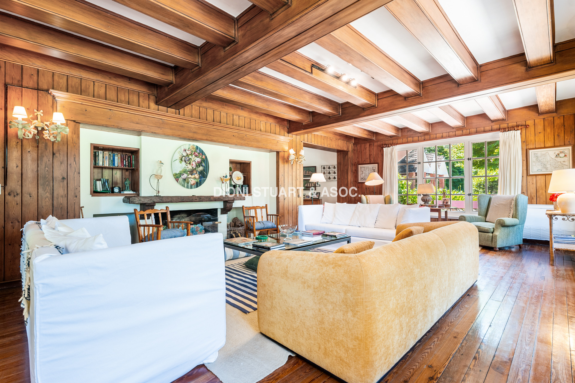CASA EN VENTA EN EL GOLF - ARQ. ARTURO DUBOURG