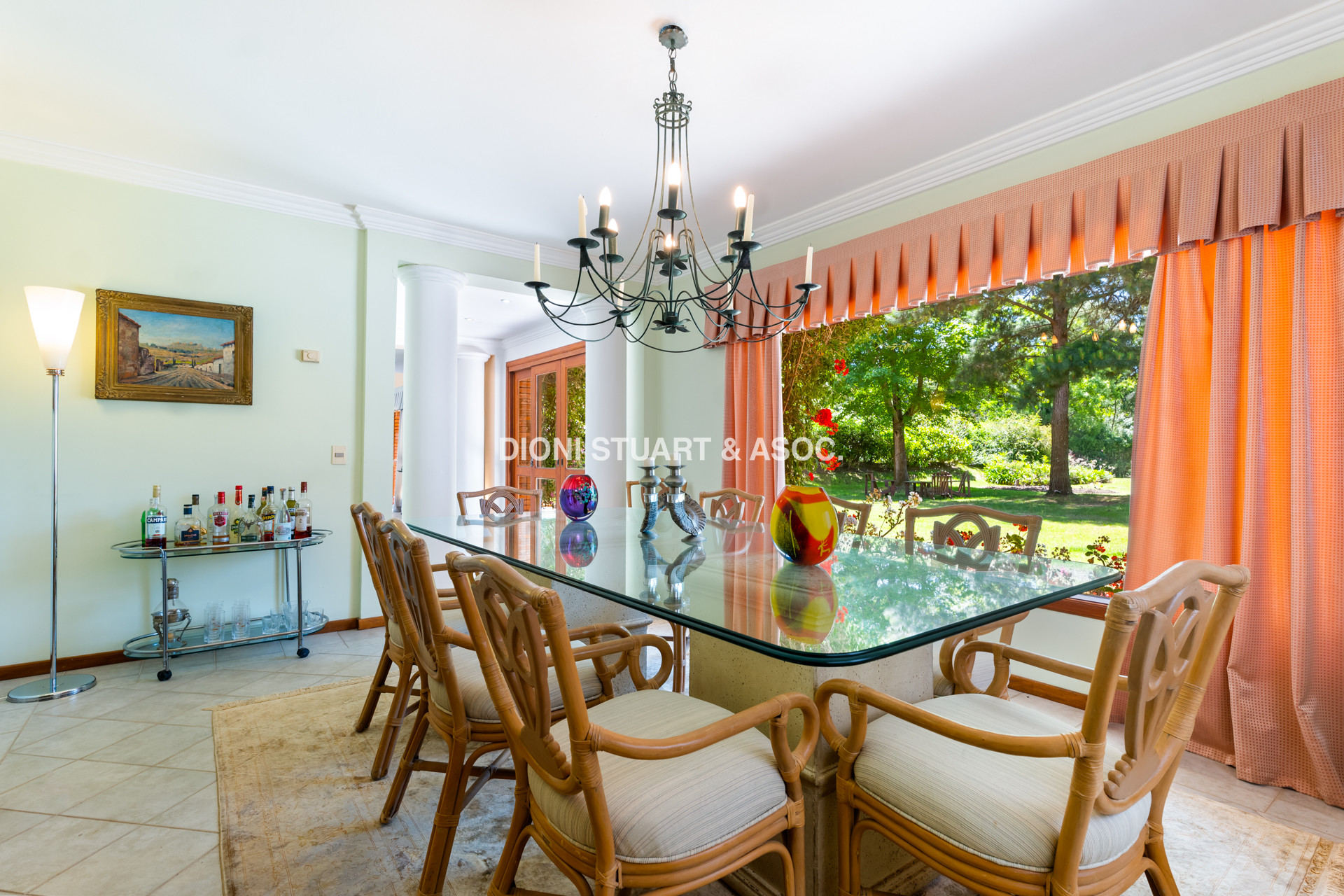 CASA EN VENTA EN EL GOLF - INCREIBLE