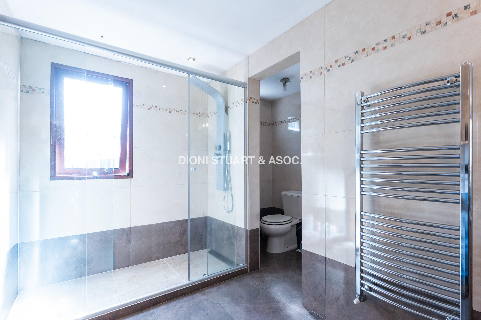VENTA CASA 4 DORMITORIOS CON BARBACOA CANTEGRIL - PUNTA DEL ESTE
