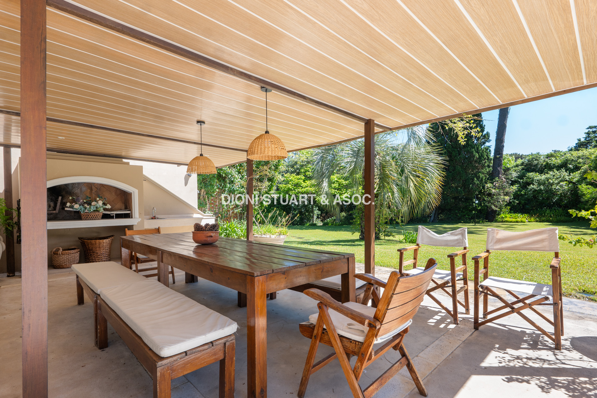 MEGA CASA EN EL GOLF - A METROS DEL MAR