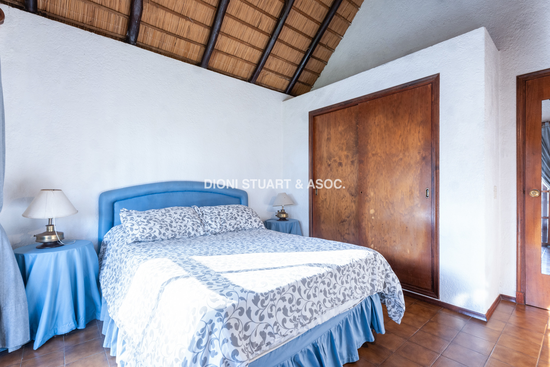 VENTA CASA EN GREEN PARK SOLANAS - 4 DORMITORIOS