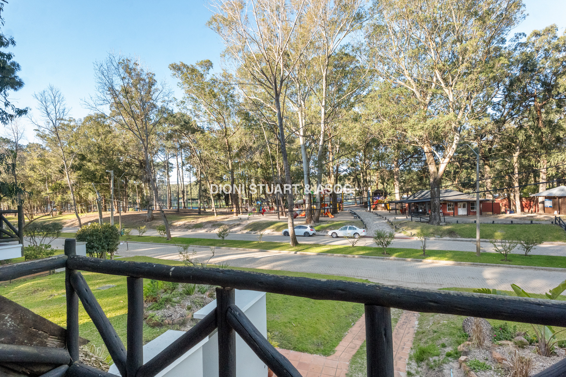 VENTA CASA EN GREEN PARK SOLANAS - 4 DORMITORIOS