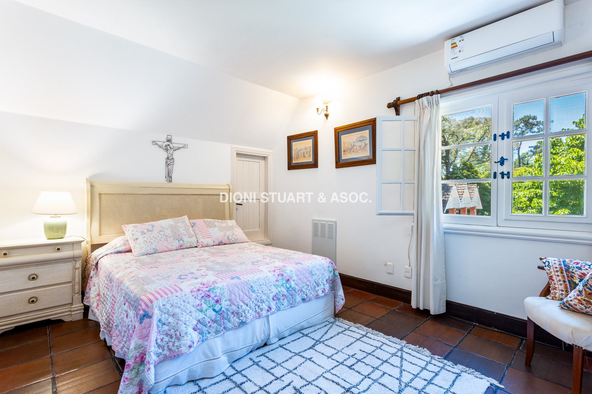 CASA EN VENTA EN EL GOLF - ARQ. ARTURO DUBOURG