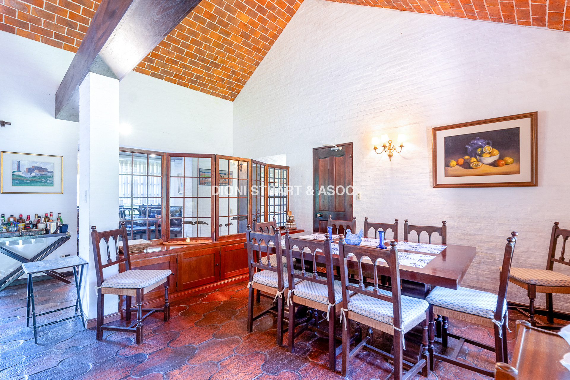 CASA EN EL GOLF DE 6 DORMITORIOS - EXCELENTE CONSTRUCCIÓN