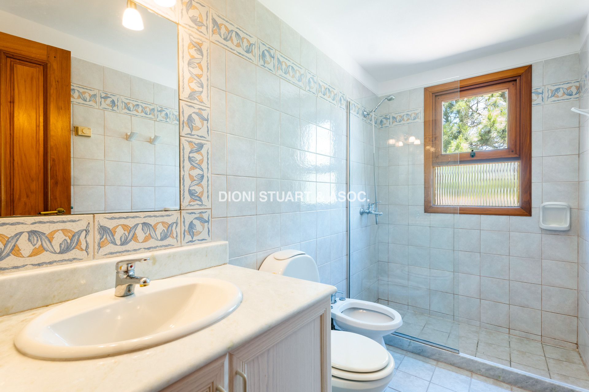 CASA EN VENTA EN EL GOLF - INCREIBLE