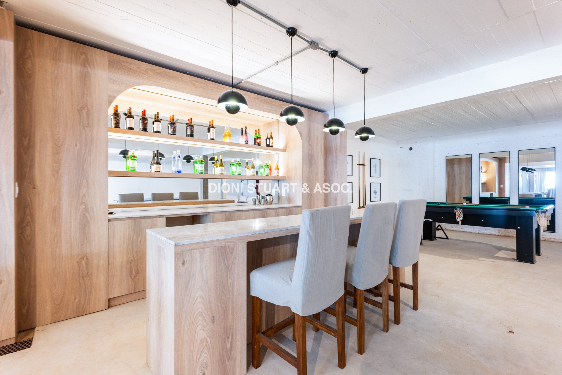 CASA EN VENTA EN EL GOLF DE 4 DORMITORIOS Y DEP. - VISTA DIRECTA AL GOLF