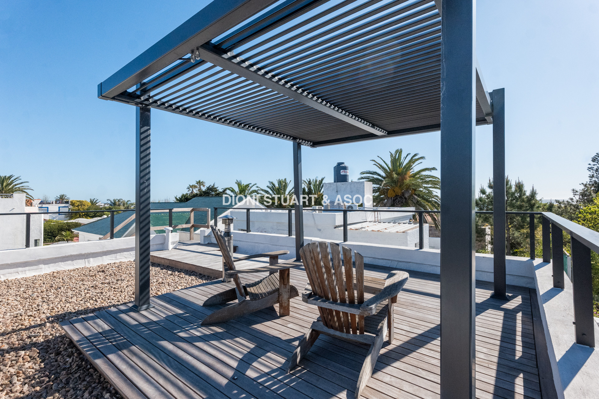 ALQUILER TEMPORADA CASA PUNTA DEL ESTE 3 DORMITORIOS EN SUITE - EN LA PENINSULA