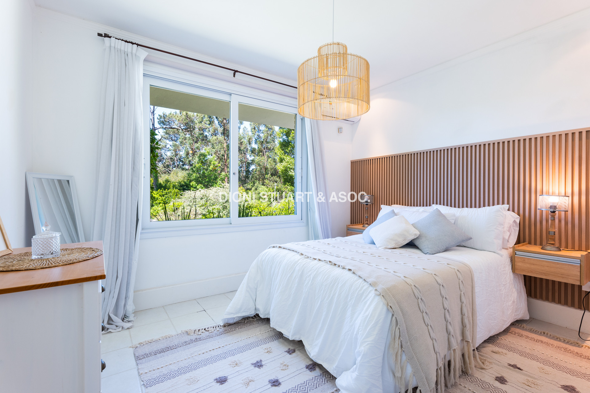 CASA EN VENTA EN EL GOLF DE 4 DORMITORIOS Y DEP. - VISTA DIRECTA AL GOLF