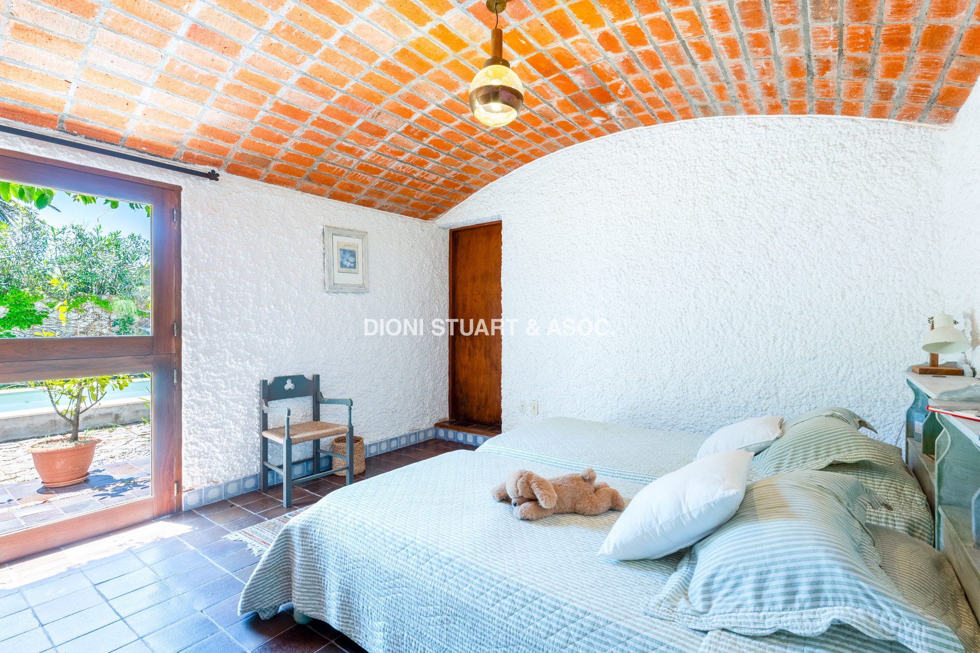 VENTA CASA 4 DORMITORIOS EN LA PENINSULA PUNTA DEL ESTE